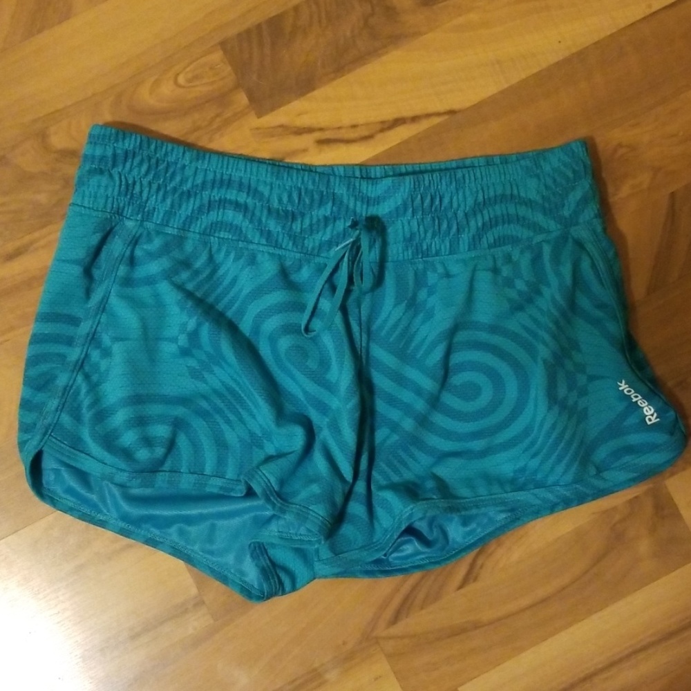 Reebok real shorts large